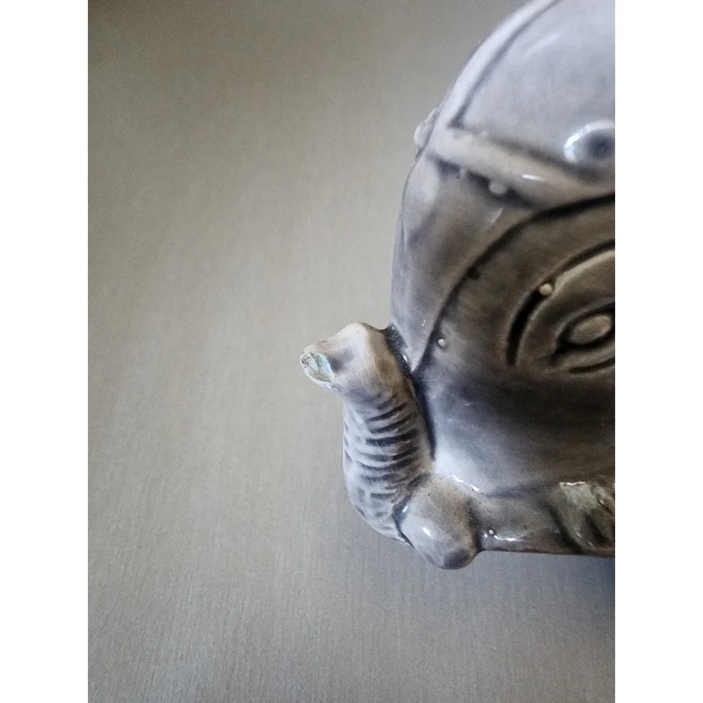 VTG. Bengal Lounge Empress Hotel Souvenir Collectible  Elephant Planter